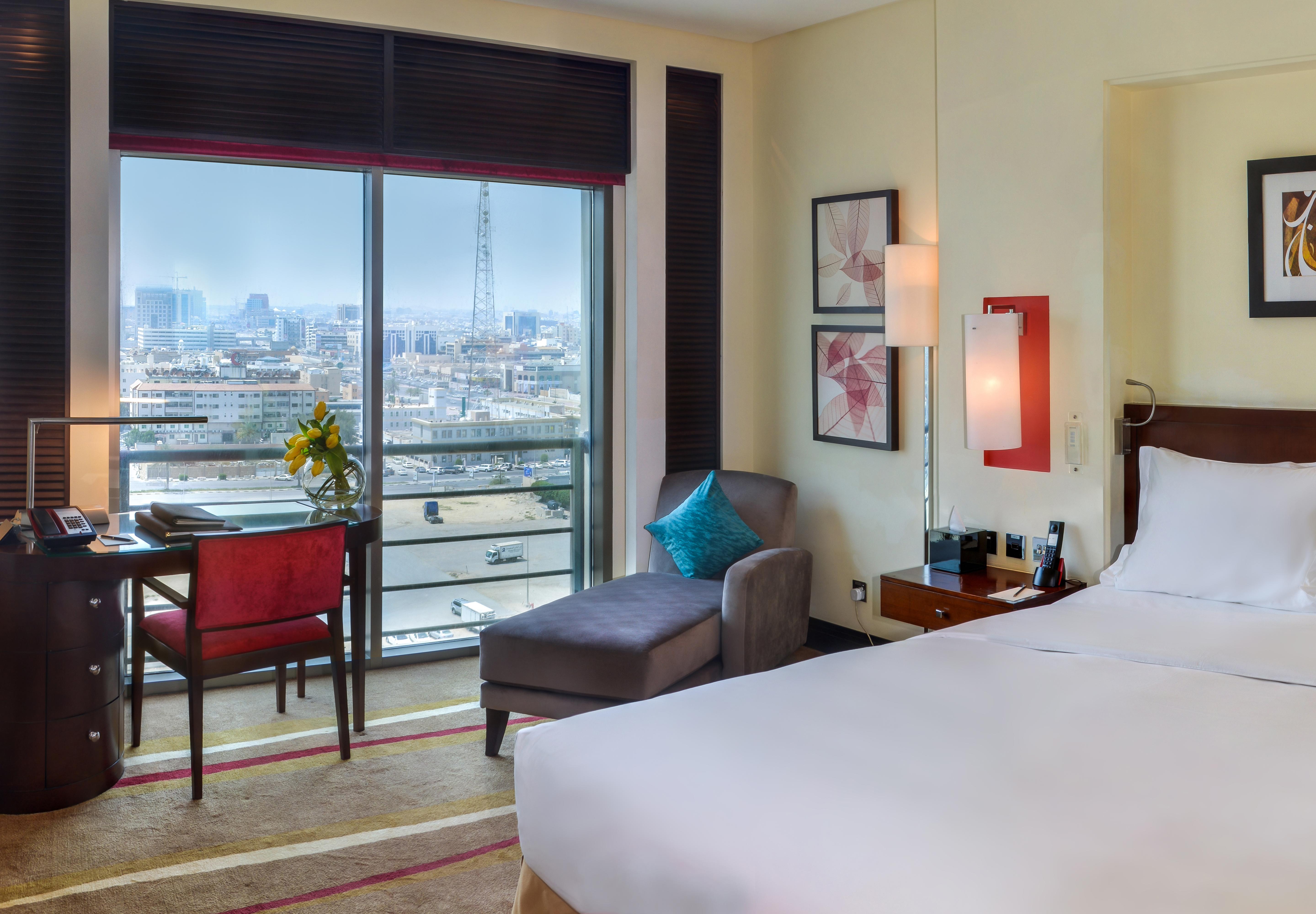 Hotel Sofitel Al Khobar The Corniche Exterior foto A room at the hotel