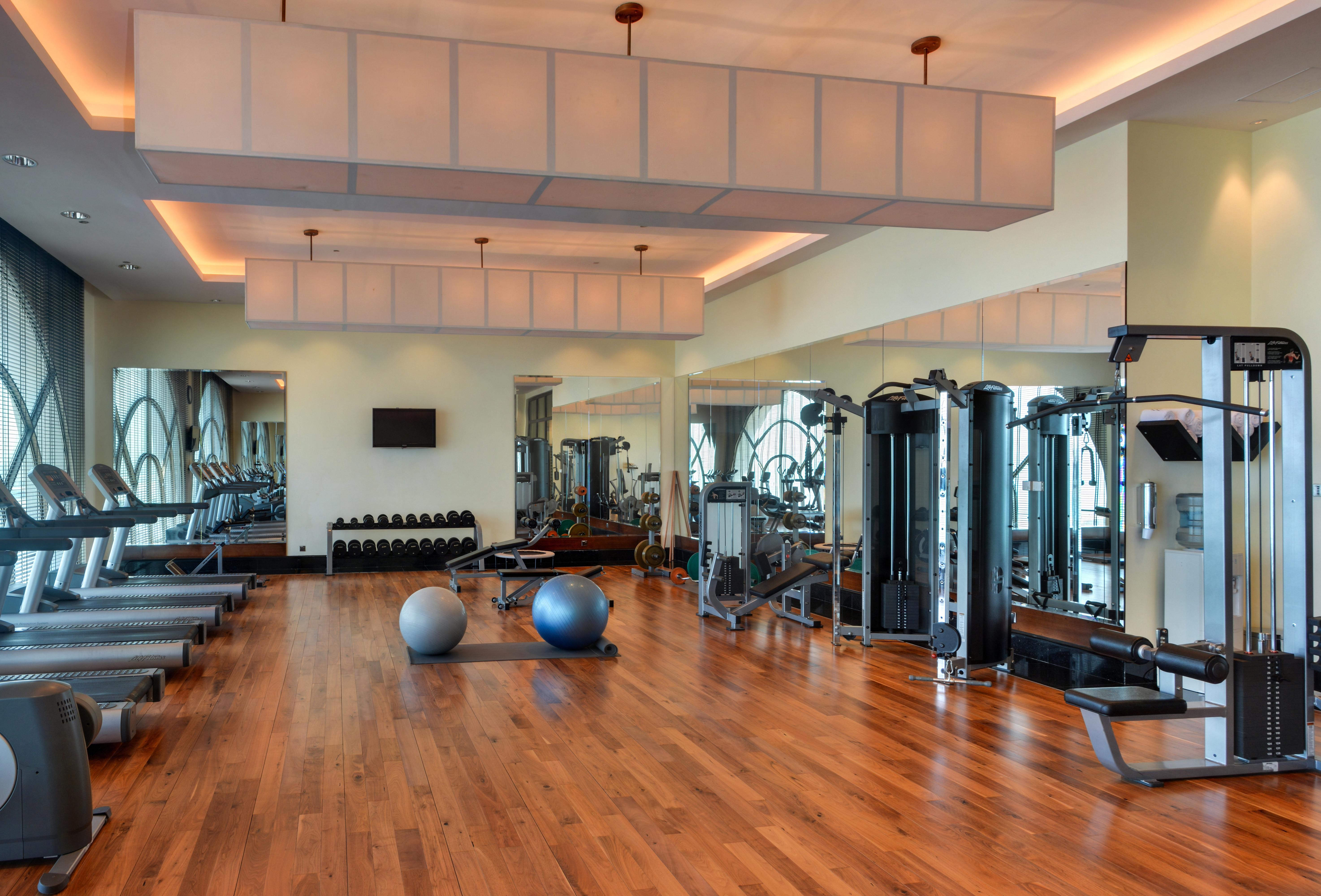 Hotel Sofitel Al Khobar The Corniche Exterior foto The gym at the hotel
