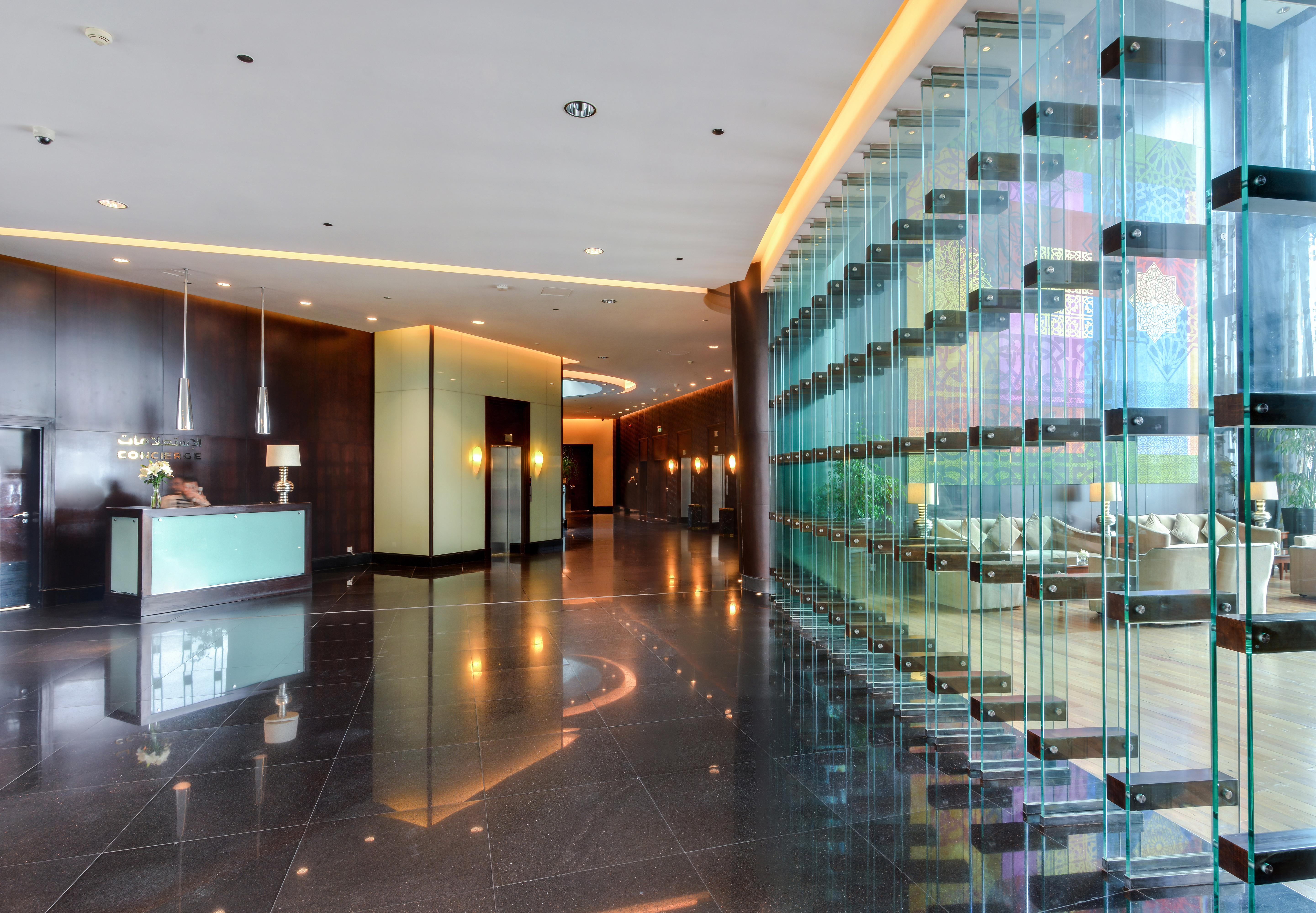 Hotel Sofitel Al Khobar The Corniche Exterior foto The lobby of the Ritz-Carlton, DIFC