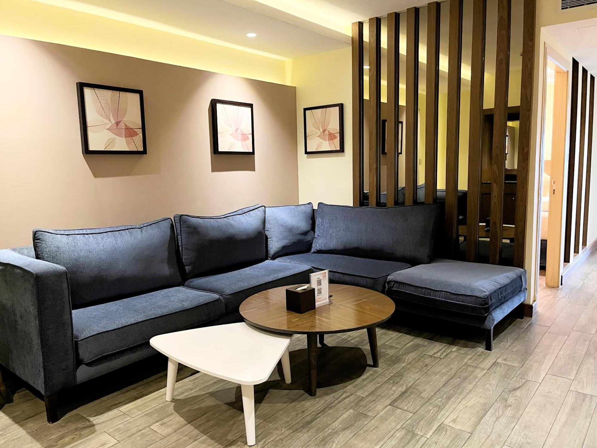 Hotel Sofitel Al Khobar The Corniche Exterior foto The waiting room at the clinic