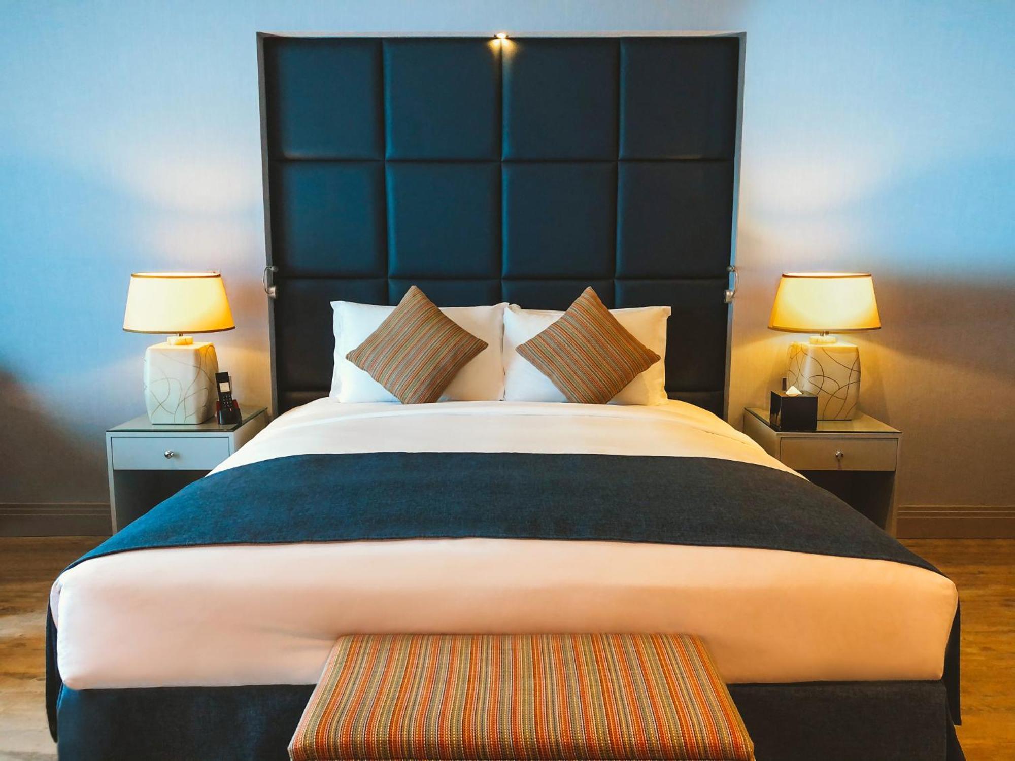 Hotel Sofitel Al Khobar The Corniche Exterior foto A bedroom at the hotel